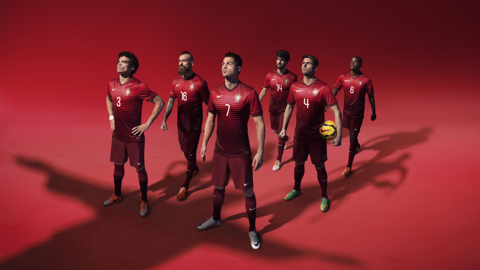 瑞安：凭借出色的球场理解力和精准的传球成为全黑队关键球员，瑞安篮球队